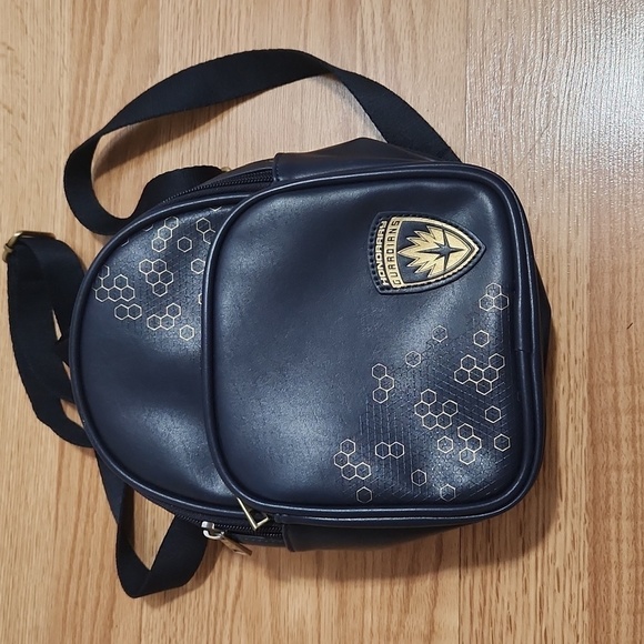 Disney Parks Guardians of the Galaxy Honorary Guardians Mini Backpack like new - Picture 4 of 7